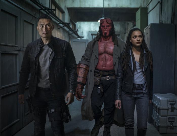 'Hellboy'... Bogavante Johnson 8 Daimio, Hellboy y Alice