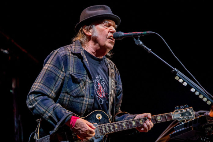 Neil Young lanzará 'Colorado' en octubre