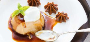Geografía del flan: entre tradición y vanguardia 8 Flan de dulce de leche con nata