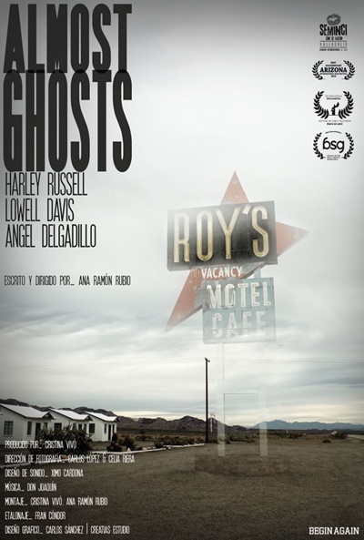 'La familia Addams' animada y otros estrenos del 25 de octubre 7 Cartel de Almost Ghosts