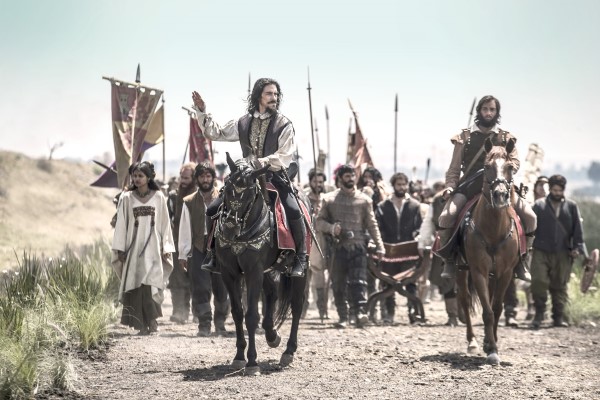 Hernán. A caballo con su ejército