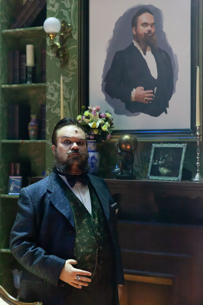 '¿Quién mato a Sherlock Holmes?', vuelven los musicales a la Gran Vía 2 En ¿Quién mató a Sherlock Holmes? un misterioso personaje envía invitaciones a varios desconocidos