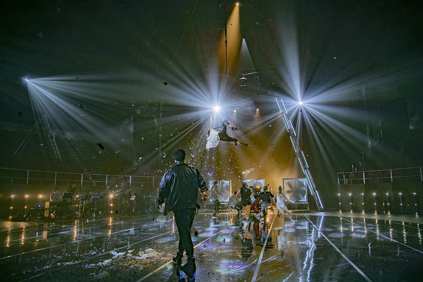 La Eneida de Virgilio se hace drama y circo en el Price 2 El elenco de artistas está formado por jóvenes profesionales de la compañía LaJoven, que ha producido este espectáculo junto a Teatro Circo Price
