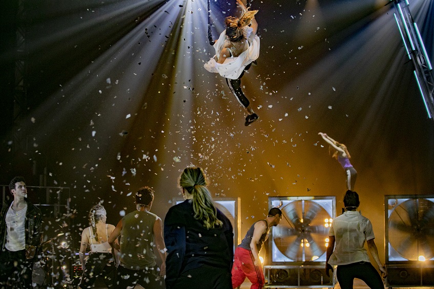 La Eneida de Virgilio se hace drama y circo en el Price 1 Teatro, música y circo componen la Eneida moderna del Teatro Circo Price