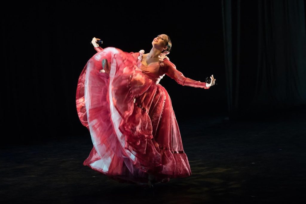 Antonio Márquez y Rosario La Tremendita, en El Escorial 1 Paula García en un solo para bailarina sobre el cuarto movimiento de la Symphonie espagnole. la coreografía del fallecido José Granero @Silvia del Barrio