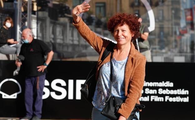 La directora y guionista española Icíar Bollaín, llegando al Festival Internacional de Cine de San Sebastián