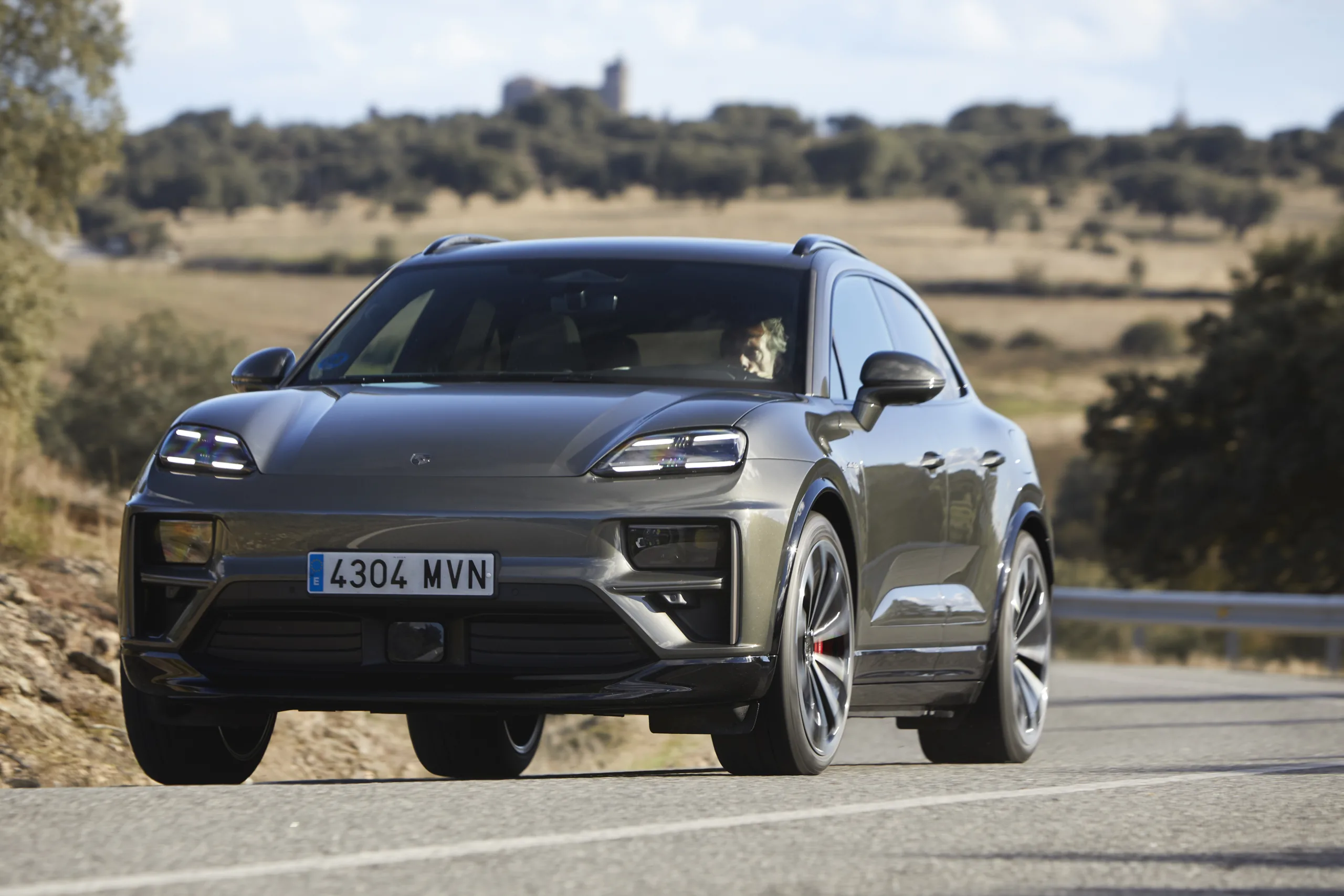 Macan La Electrificante Evolución De Porsche Fanfan